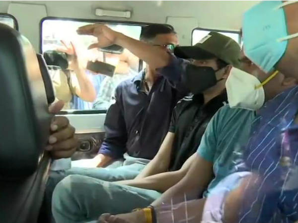 20 लोग गिरफ्तार 20 लोग गिरफ्तार