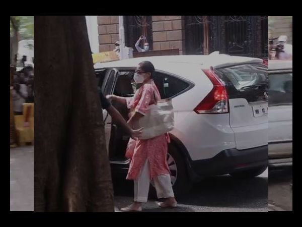 सारा पर रिया ने क्या कहा