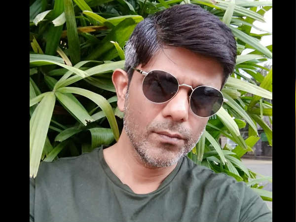 मिर्ज़ापुर 2 के ट्रेलर को प्यार तो काफी मिला, लेकिन साथ कुछ निगेटिव प्रतिक्रिया भी देखने को मिली, 'बॉयकॉट मिर्ज़ापुर' ट्रेंड किया जा रहा था। ऐसे में, अब जबकि शो रिलीज़ पर है, क्या टीम को इस दिशा में फिक्र है? आप खुद सोशल मीडिया ट्रेंड या ट्रोल्स को किस तरह देखते हैं ? मिर्ज़ापुर 2 के ट्रेलर को प्यार तो काफी मिला, लेकिन साथ कुछ निगेटिव प्रतिक्रिया भी देखने को मिली, 'बॉयकॉट मिर्ज़ापुर' ट्रेंड किया जा रहा था। ऐसे में, अब जबकि शो रिलीज़ पर है, क्या टीम को इस दिशा में फिक्र है? आप खुद सोशल मीडिया ट्रेंड या ट्रोल्स को किस तरह देखते हैं ?