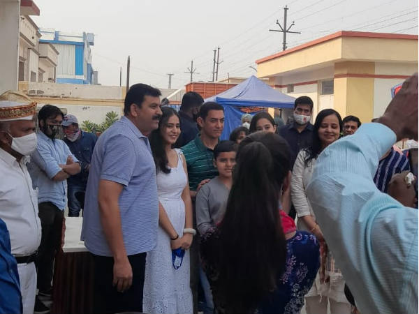 गाज़ियाबाद पहुंचे थे आमिर खान गाज़ियाबाद पहुंचे थे आमिर खान