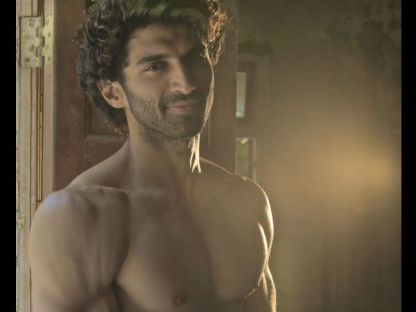 #AdityaRoyKapoor