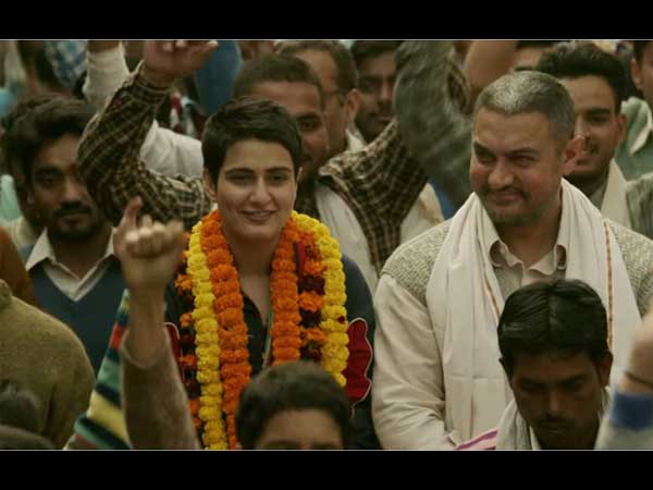 3000 लड़कियों का ऑडीशन 3000 लड़कियों का ऑडीशन