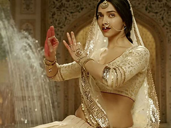 भयंकर क्लैश भयंकर क्लैश