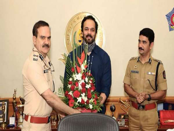 मुंबई पुलिस का ऑफिशल टि्वटर हैंडल