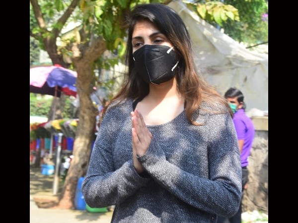 फ्लैट ढूंढता नजर आया था चक्रवर्ती परिवार