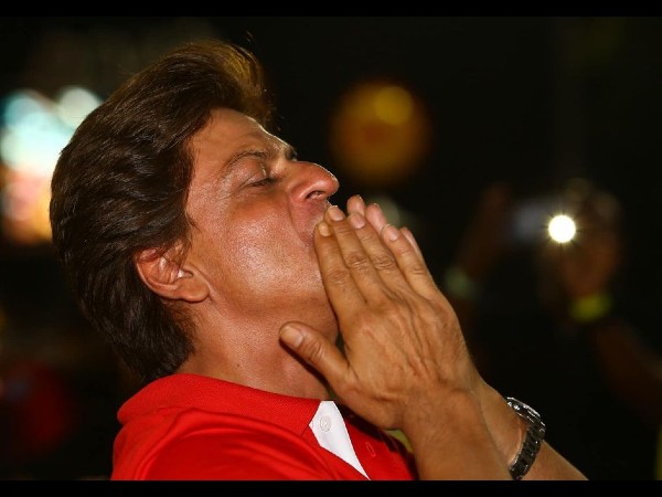 जूही चावला की बेटी जाह्नवी भी बनीं ऑक्शन का हिस्सा जूही चावला की बेटी जाह्नवी भी बनीं ऑक्शन का हिस्सा