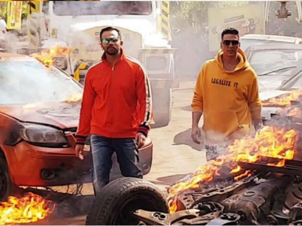 अक्षय कुमार स्टारर सूर्यवंशी को लेकर रोहित शेट्टी ने चली बड़ी चाल,थिएटर्स में रिलीज के लिए रखी बड़ी शर्तें!