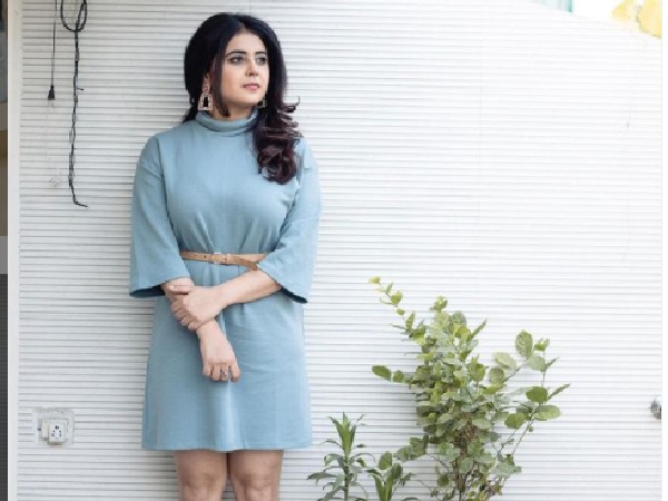वेब सीरीज और फिल्मों में काम करने का अनुभव वेब सीरीज और फिल्मों में काम करने का अनुभव