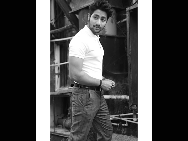 आपने डेब्यू मराठी सिनेमा से की और अब हिंदी फिल्मों की ओर भी बढ़ रहे हैं। आने वाले समय में किस तरह सामंजस्य बनाकर चलना चाहेंगे? आपने डेब्यू मराठी सिनेमा से की और अब हिंदी फिल्मों की ओर भी बढ़ रहे हैं। आने वाले समय में किस तरह सामंजस्य बनाकर चलना चाहेंगे?
