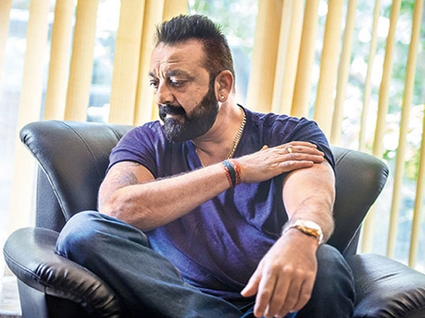कैंसर से जूझे संजय कैंसर से जूझे संजय