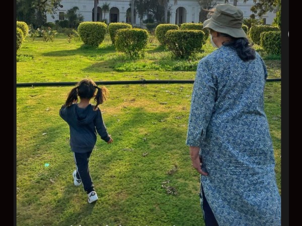 उछल कूद और धमाचौकड़ी उछल कूद और धमाचौकड़ी