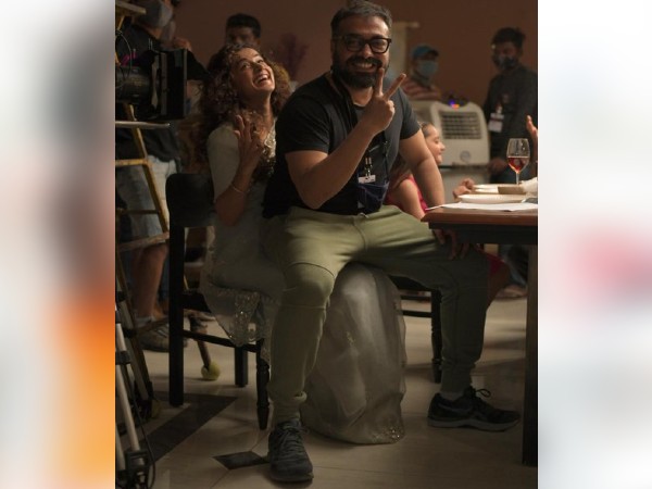तापसी ने दी सफाई तापसी ने दी सफाई