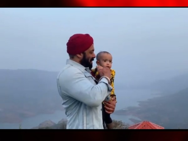 सलमान खान और आयत सलमान खान और आयत