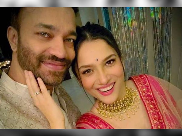 'मणिकर्णिका' से बॉलीवुड में डेब्यू 'मणिकर्णिका' से बॉलीवुड में डेब्यू
