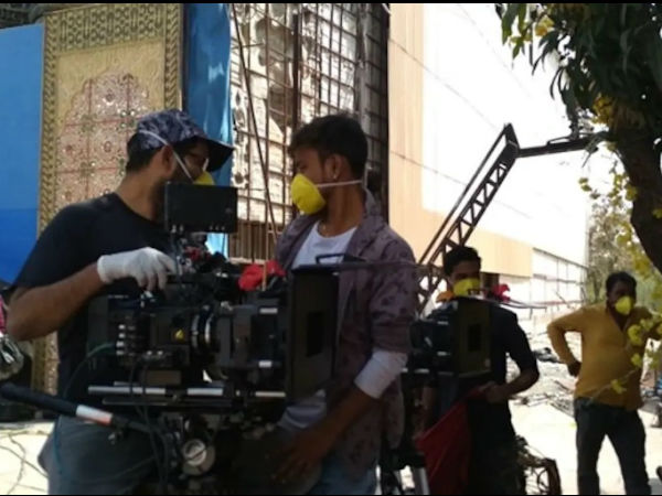 कोरोना में सावधानी जरूरी कोरोना में सावधानी जरूरी