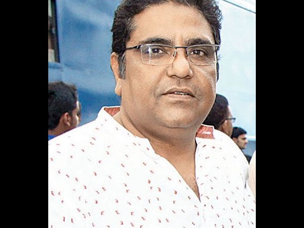 आज कोरोना के दौर में फिल्म रिलीज को लेकर कितना प्रेशर महसूस करते हैं? आज कोरोना के दौर में फिल्म रिलीज को लेकर कितना प्रेशर महसूस करते हैं?