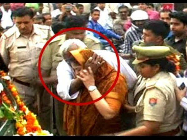 हद ही हो गई हद ही हो गई