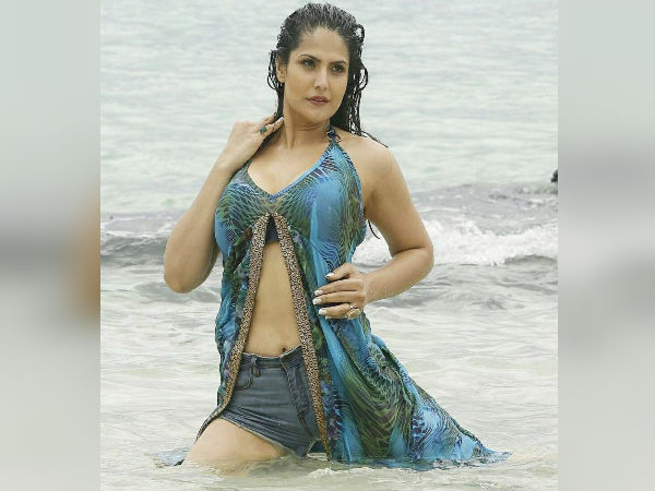 जरीन खान का बोल्ड फोटोशूट जरीन खान का बोल्ड फोटोशूट