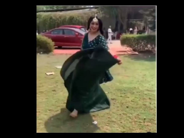 दीपिका कक्कड़ का वीडियो दीपिका कक्कड़ का वीडियो
