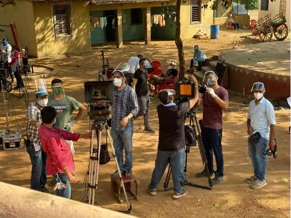 1,000 करोड़ का नुकसान 1,000 करोड़ का नुकसान