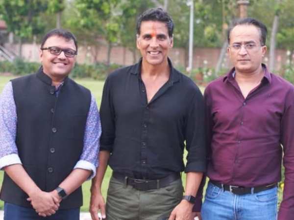 राम सेतु के 45 कलाकार कोरोना पॅाजिटिव राम सेतु के 45 कलाकार कोरोना पॅाजिटिव