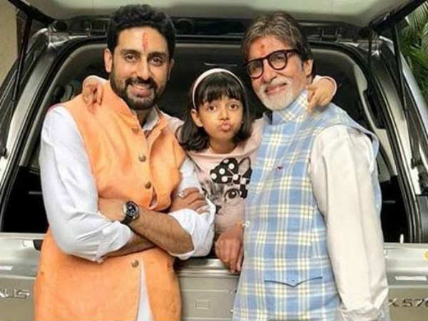 शेयर करते हैं तस्वीरें शेयर करते हैं तस्वीरें