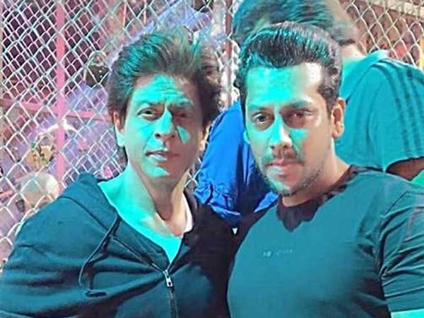 शाहरुख खान के साथ शाहरुख खान के साथ