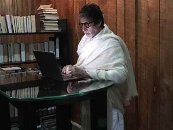6. जुहू में दो अपार्टमेंट 6. जुहू में दो अपार्टमेंट
