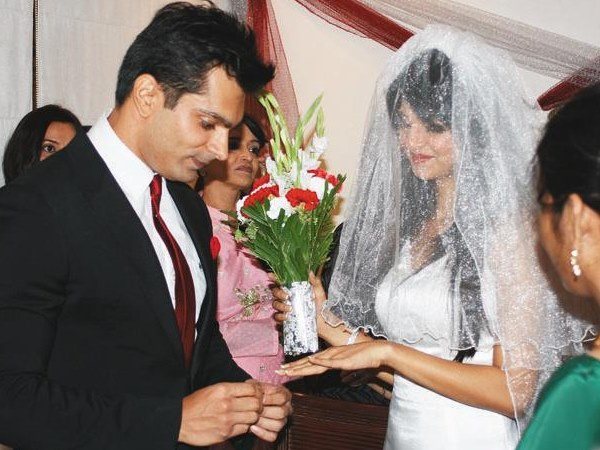 करण सिंह ग्रोवर से शादी करण सिंह ग्रोवर से शादी