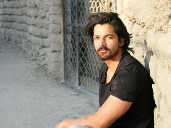 सभी स्टार्स कर रहे हैं मदद सभी स्टार्स कर रहे हैं मदद