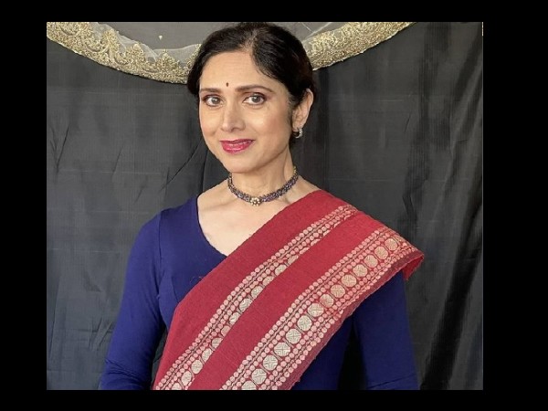 भारत से रहती हैं दूर भारत से रहती हैं दूर