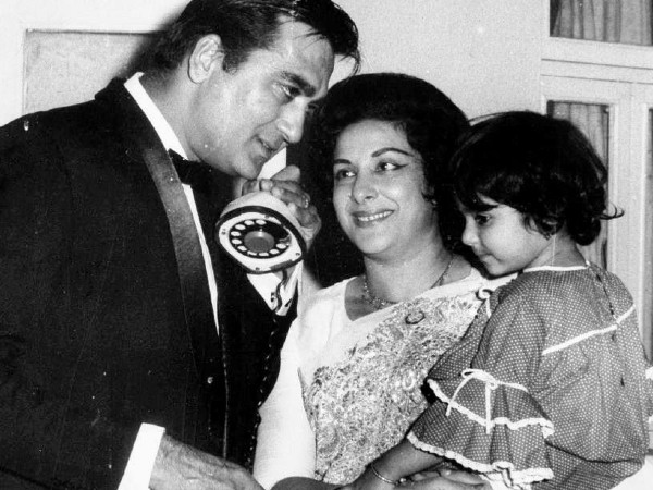 बेहद करीबी रहे दोनों परिवार बेहद करीबी रहे दोनों परिवार
