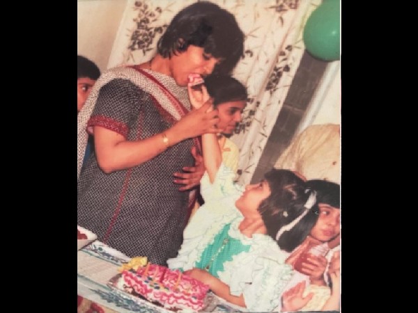 मां ने कहा था बाहर खुशी की तलाश मत करो मां ने कहा था बाहर खुशी की तलाश मत करो