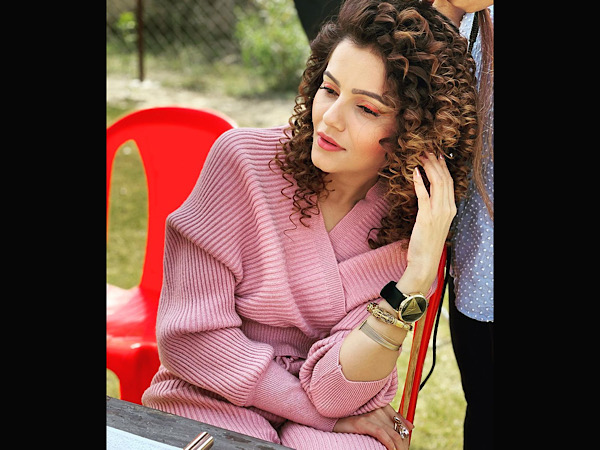 रुबीना ने फैंस से की गुजारिश रुबीना ने फैंस से की गुजारिश