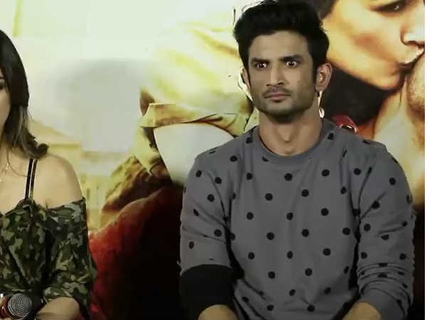 सीबाआई राजीनितिक आकाओं के दबाव में सीबाआई राजीनितिक आकाओं के दबाव में