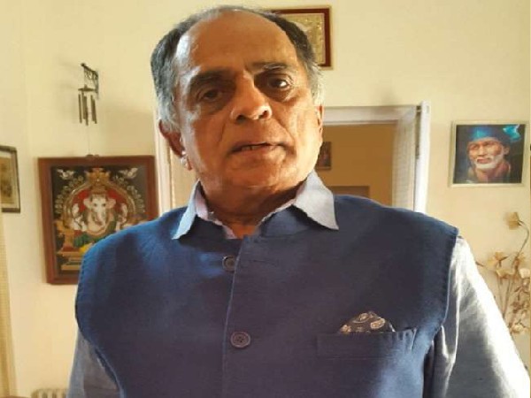 उल्टियां होनीं शुरु हो गईं उल्टियां होनीं शुरु हो गईं