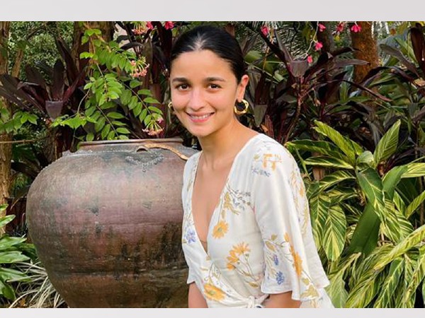 गंगूबाई काठियावाड़ी से लूटी वाहवाही गंगूबाई काठियावाड़ी से लूटी वाहवाही
