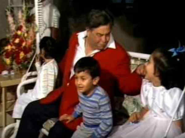 परिवार के सबसे पढ़े लिखे इंसान परिवार के सबसे पढ़े लिखे इंसान