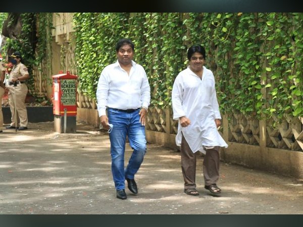 जॉनी लिवर भी दिखे जॉनी लिवर भी दिखे
