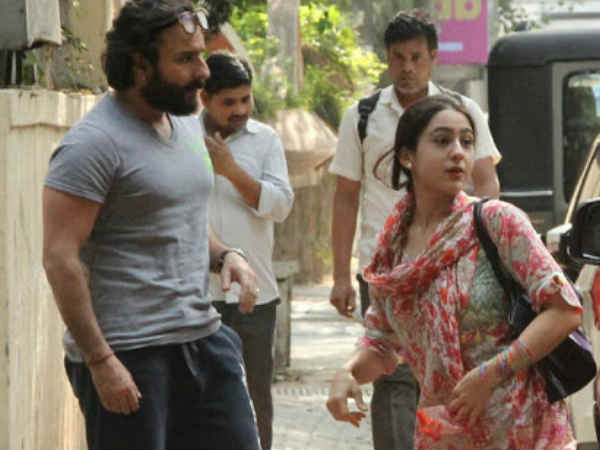 काम में नहीं करते हैं दखलअंदाज़ी काम में नहीं करते हैं दखलअंदाज़ी
