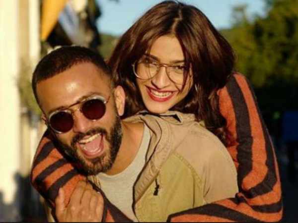 आनंद पर भड़की सोनम आनंद पर भड़की सोनम