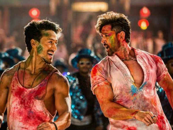 बॉक्स ऑफिस पर सुपरहिट बॉक्स ऑफिस पर सुपरहिट
