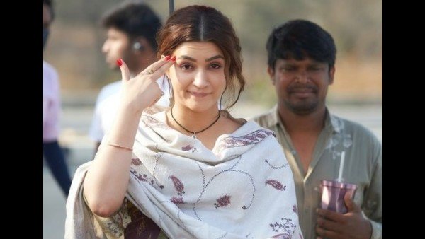 मिमी के लिए कृति सेनन ने 15 किलो वजन बढ़ाया मिमी के लिए कृति सेनन ने 15 किलो वजन बढ़ाया