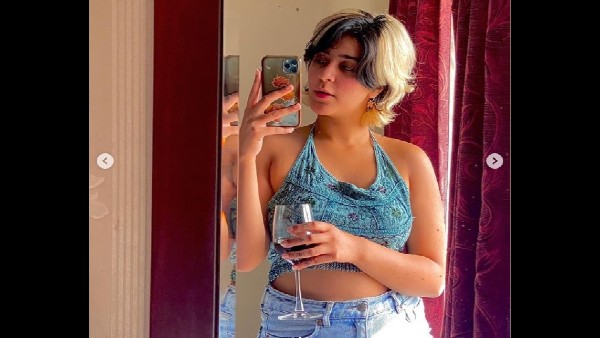 मूस न्यूड वीडियो के कारण चर्चा मूस न्यूड वीडियो के कारण चर्चा