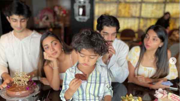 कियारा आडवाणी की फौज कियारा आडवाणी की फौज