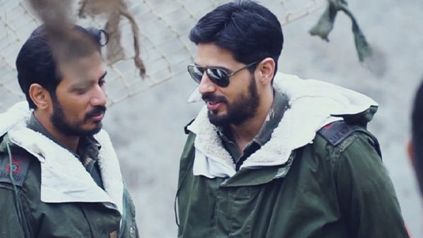 वॉर फिल्मों और देशभक्ति से जुड़ी फिल्मों के साथ विवादों का पुराना नाता रहा है। ऐसे में टीम क्या सोच रखती है? वॉर फिल्मों और देशभक्ति से जुड़ी फिल्मों के साथ विवादों का पुराना नाता रहा है। ऐसे में टीम क्या सोच रखती है?