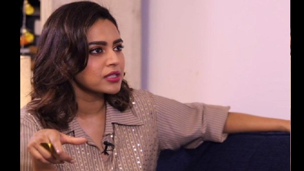 वीरे दी वेडिंग के मास्टरबेशन सीन से वीरे दी वेडिंग के मास्टरबेशन सीन से