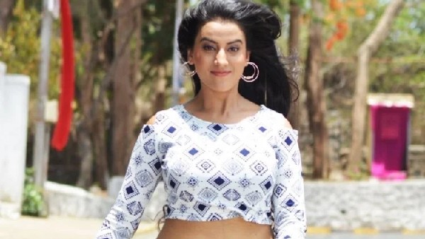 सोशल मीडिया क्वीन सोशल मीडिया क्वीन