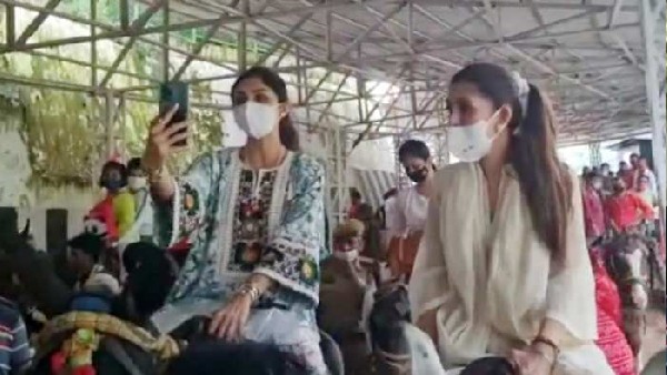 शिल्पा शेट्टी की यात्रा वैष्णो देवी शिल्पा शेट्टी की यात्रा वैष्णो देवी