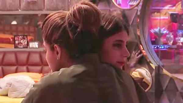 घर में उड़ा था मज़ाक घर में उड़ा था मज़ाक